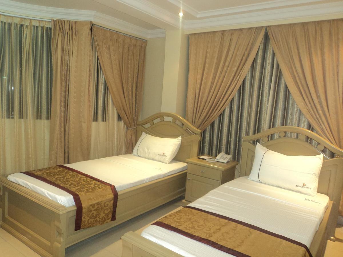 Rising Sun Hotel Dar es Salaam Buitenkant foto