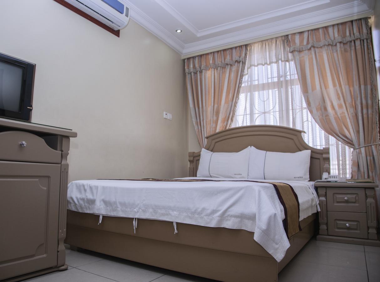 Rising Sun Hotel Dar es Salaam Buitenkant foto