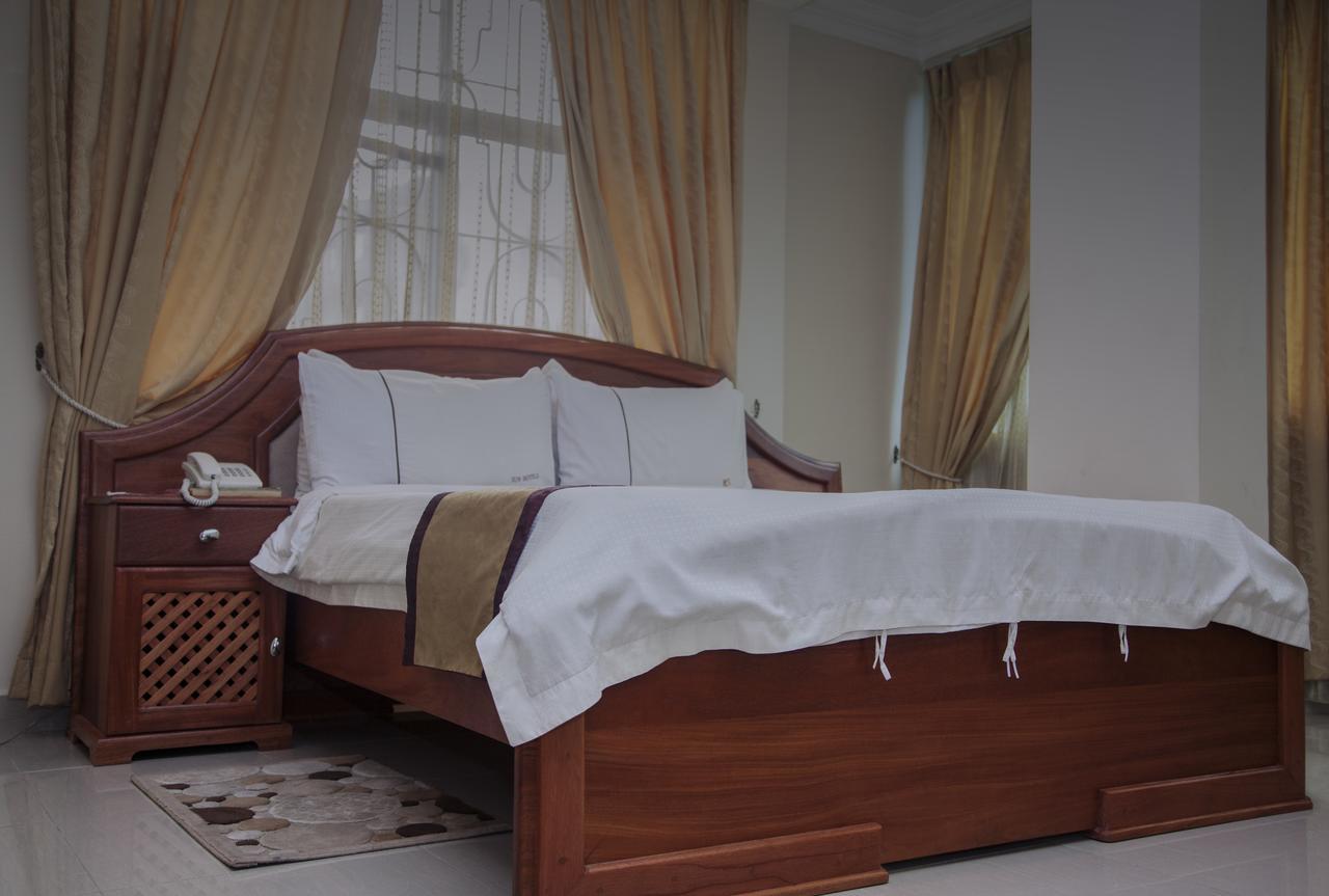 Rising Sun Hotel Dar es Salaam Buitenkant foto