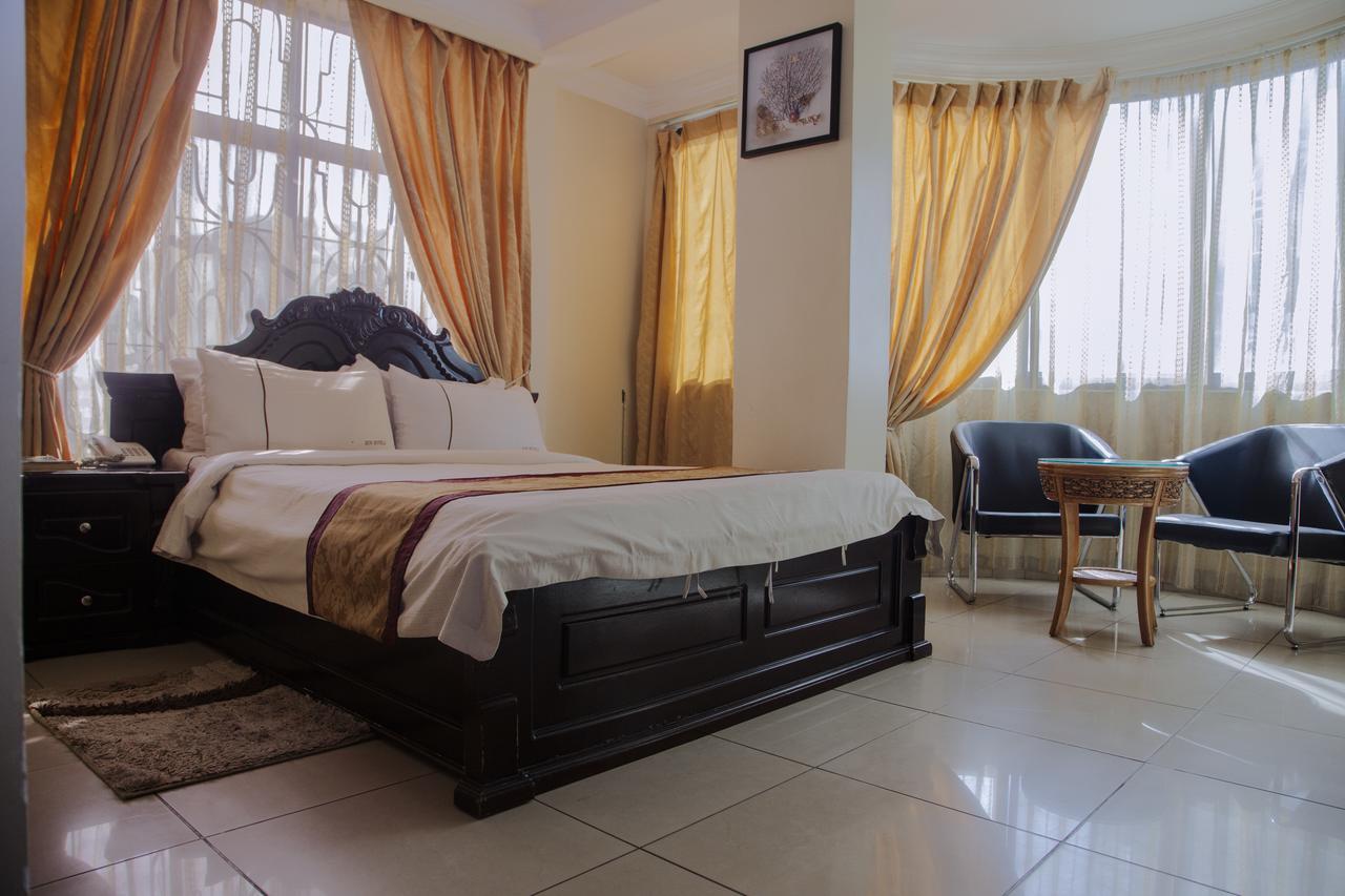 Rising Sun Hotel Dar es Salaam Buitenkant foto