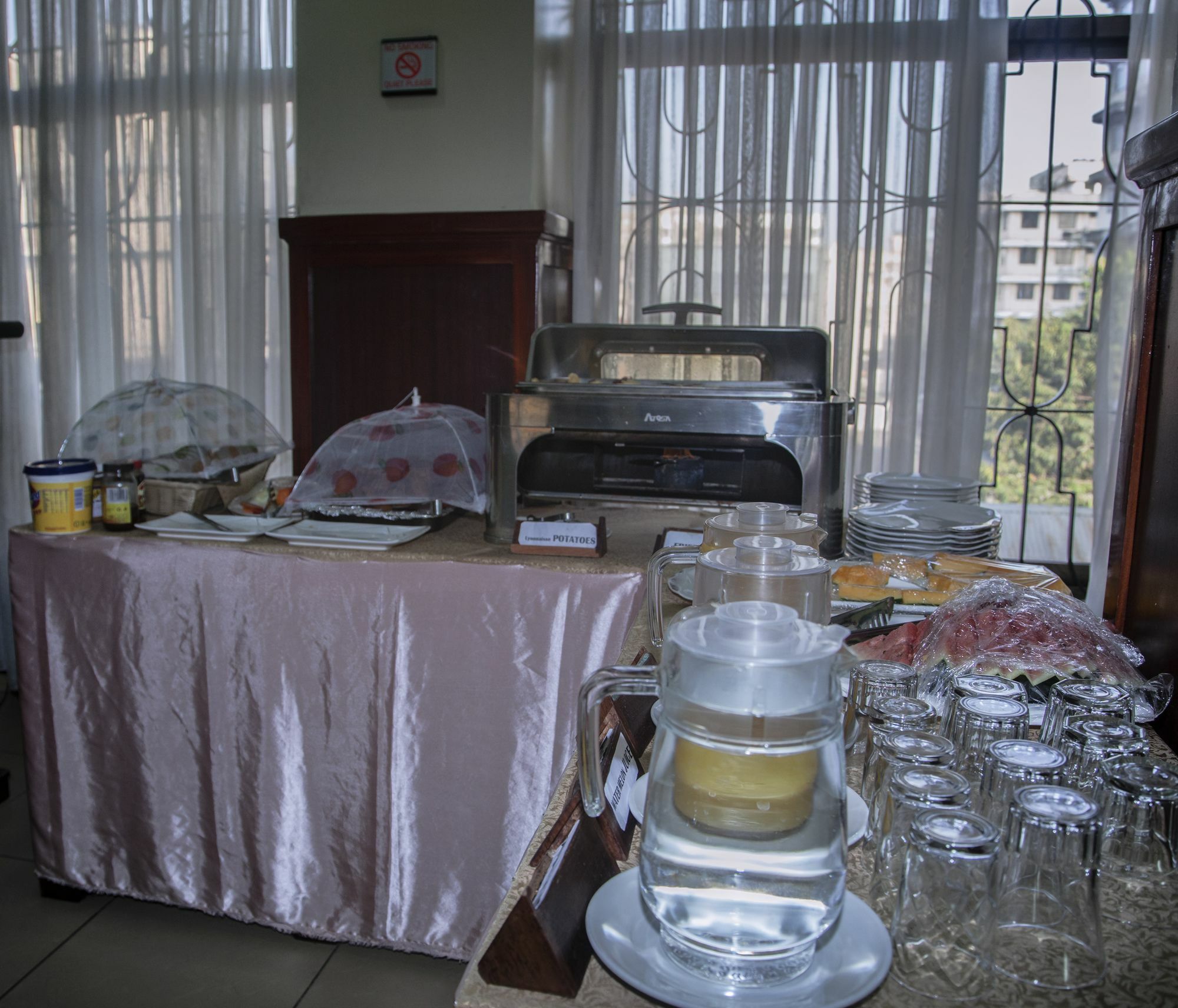 Rising Sun Hotel Dar es Salaam Buitenkant foto